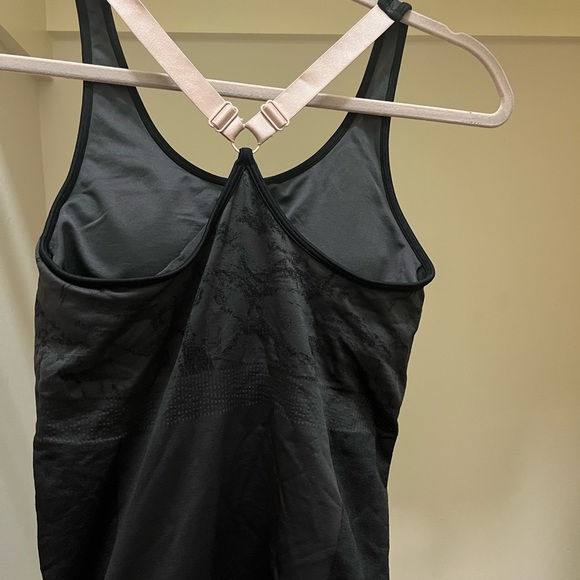 Fabletics Workout Tank - Picture 2 of 4